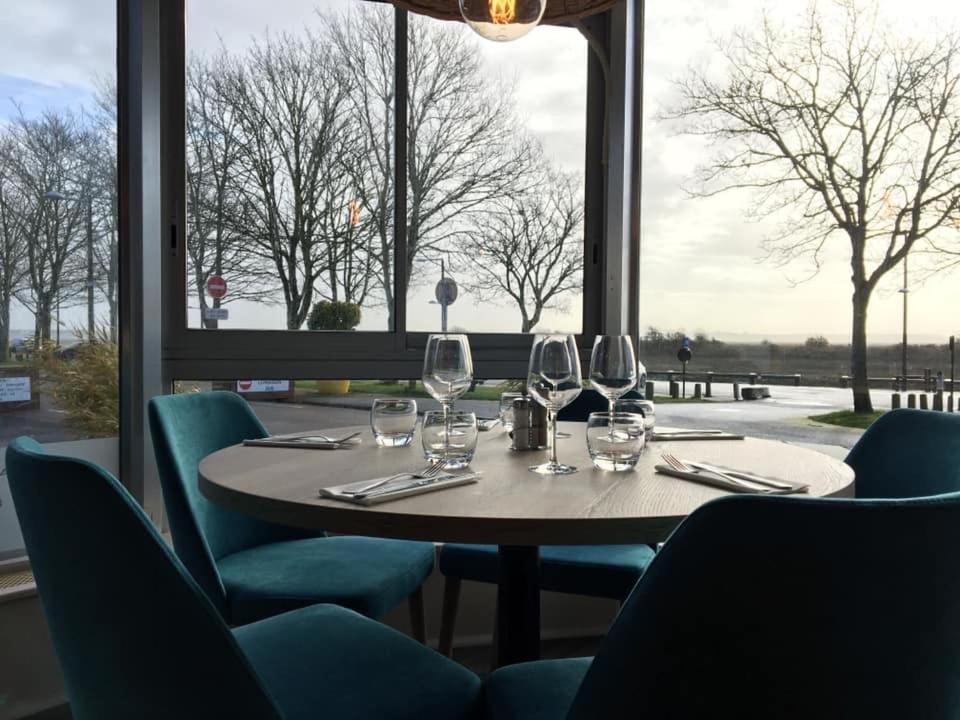 Le Parc Aux Huitres Hotell Cayeux-sur-Mer Exteriör bild