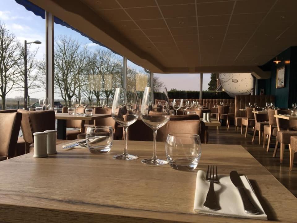 Le Parc Aux Huitres Hotell Cayeux-sur-Mer Exteriör bild